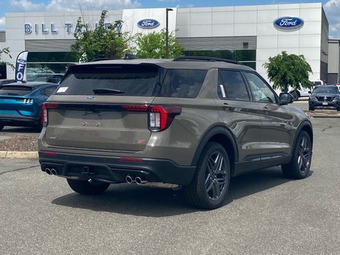 New 2026 Ford Explorer ST w/ Sun And Sound Package AWD/4WD image 4