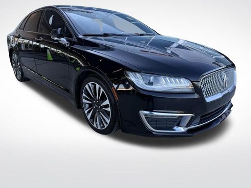 Used 2018 Lincoln MKZ Reserve w/ Technology Package FWD image 2