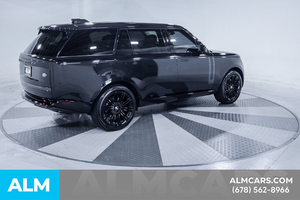 Used 2023 Land Rover Range Rover Long Wheelbase SE AWD/4WD image 10