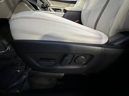 Used 2025 MAZDA CX-90 Plug-In Hybrid w/ Premium Plus AWD/4WD image 10