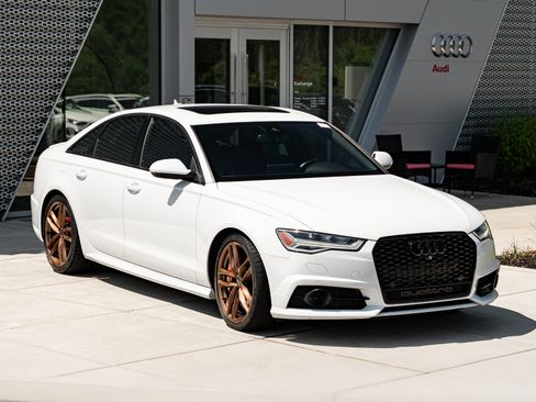 Used 2017 Audi S6 Premium Plus w/ S6 Sport Package AWD/4WD image 2