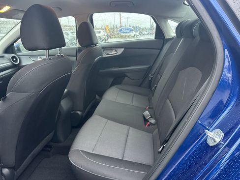 Used 2023 Kia Forte LXS w/ LXS Technology Package image 11