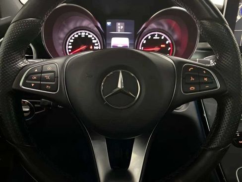 Used 2017 Mercedes-Benz GLC 300 4MATIC image 37