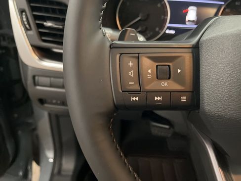 New 2026 Nissan Rogue SV AWD/4WD image 31