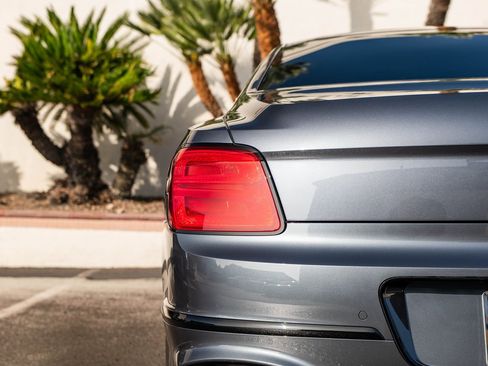Used 2024 Bentley Flying Spur S V8 image 17