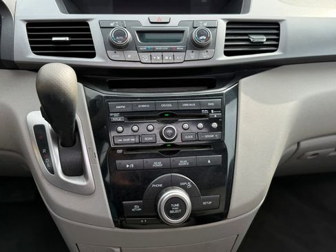 Used 2013 Honda Odyssey EX-L image 19