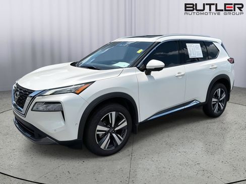 Used 2023 Nissan Rogue SL w/ SL Premium Package FWD image 2