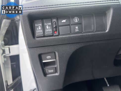 Used 2023 Honda Odyssey Sport image 16