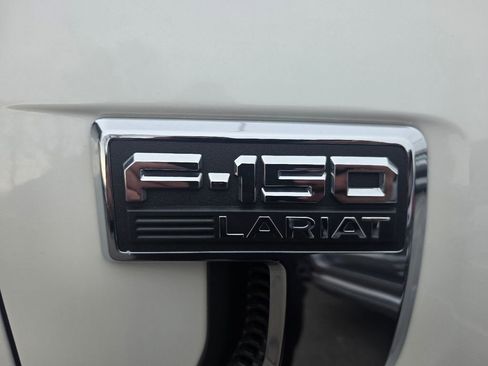 Used 2022 Ford F150 Lariat image 33