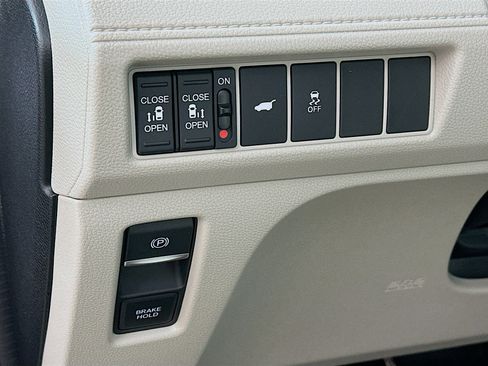 New 2026 Honda Odyssey EX-L image 10