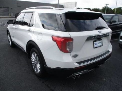Used 2023 Ford Explorer King Ranch w/ Technology Package image 3