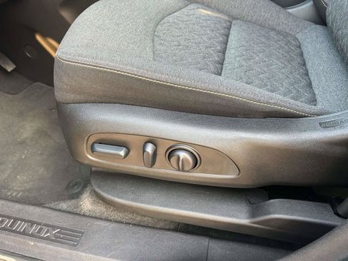 Used 2024 Chevrolet Equinox LT AWD/4WD image 16