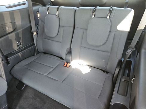 New 2025 Ford Explorer Active image 17