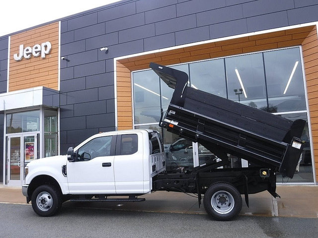 Used 2019 Ford F350 XL w/ XL Value Package AWD/4WD image 4