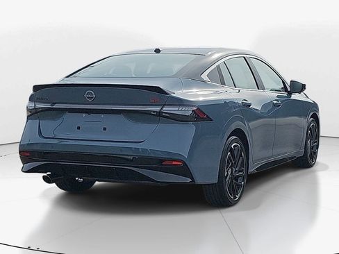 New 2026 Nissan Sentra SR w/ SR Premium Package image 4