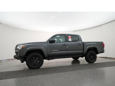 Used 2022 Toyota Tacoma SR5 image 19