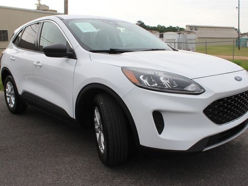 Used 2022 Ford Escape SE image 14