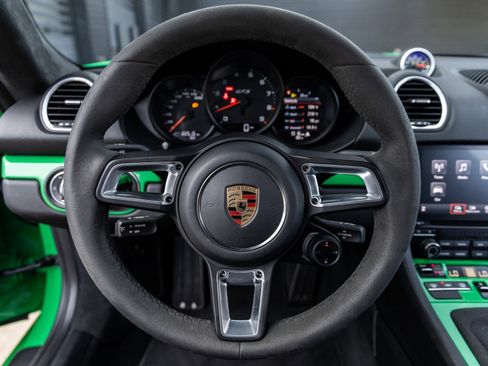 Used 2023 Porsche 718 Cayman GT4 image 32