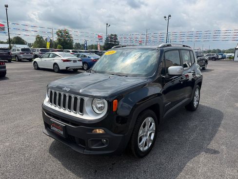 Used 2018 Jeep Renegade Limited w/ UConnect 8.4 Nav Group FWD image 9