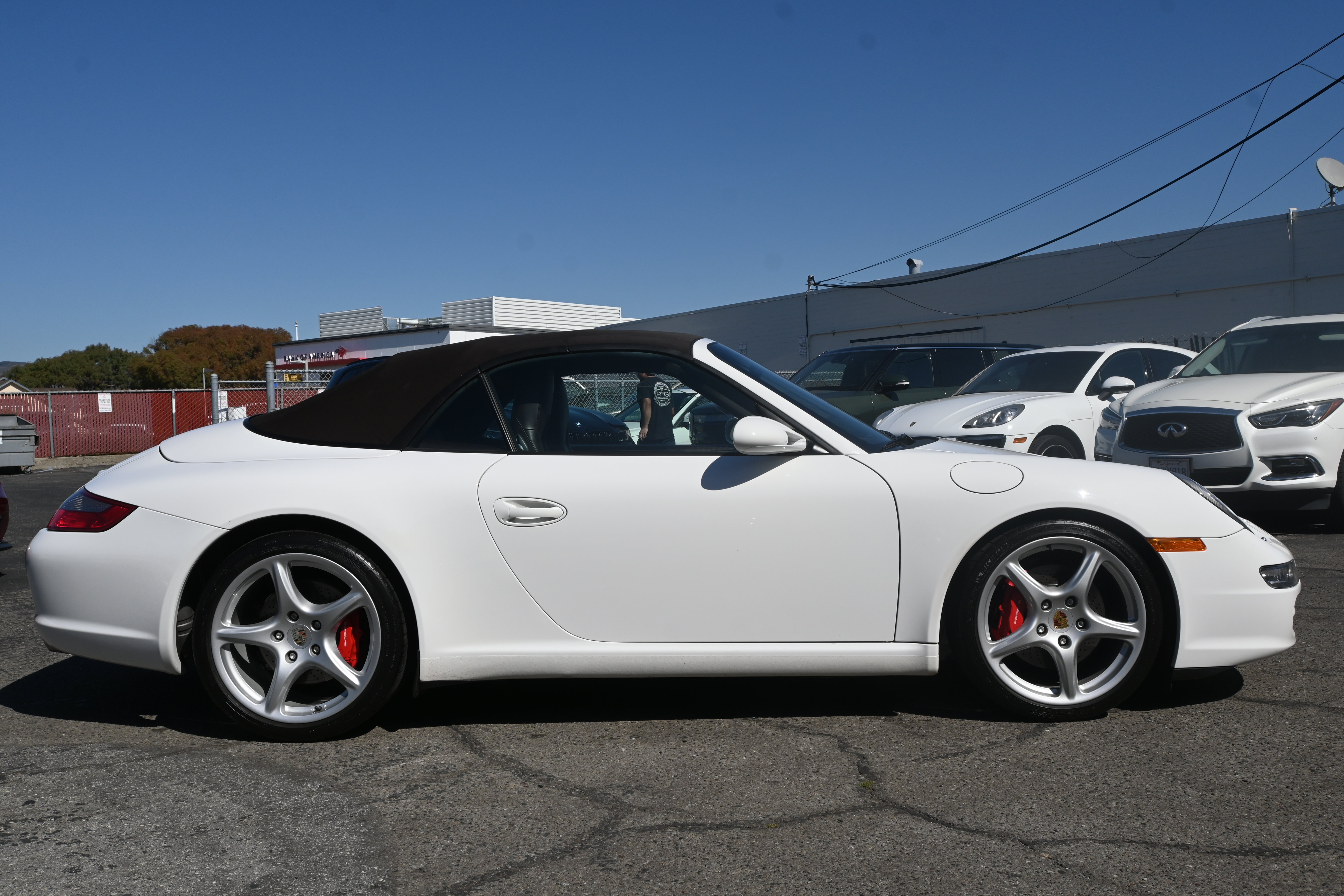 Used 2006 Porsche 911 Carrera S RWD image 5