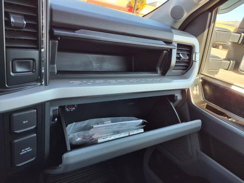 Used 2023 Ford F250 XLT w/ XLT Premium Package image 33