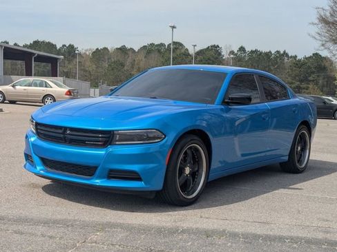Used 2023 Dodge Charger SXT w/ Cold Weather Package image 7
