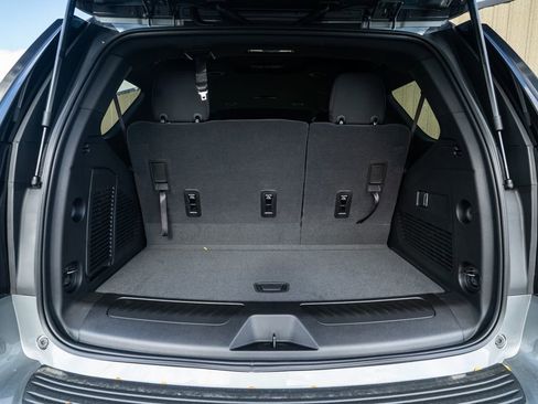 New 2026 Chevrolet Tahoe LS image 36