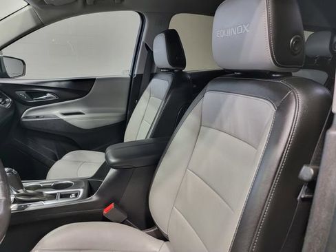 Used 2019 Chevrolet Equinox Premier image 12