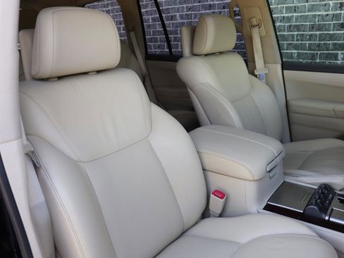 Used 2014 Lexus LX 570 4WD image 26