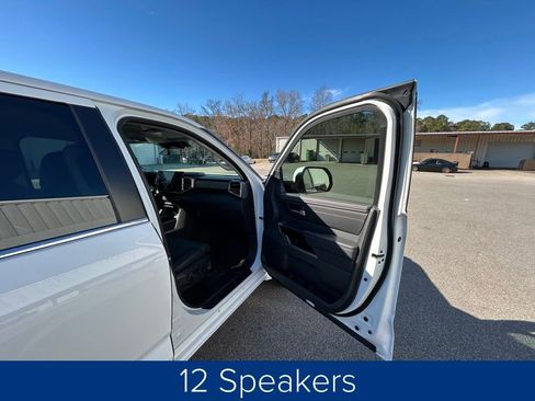 Used 2024 Toyota Tundra Limited image 22