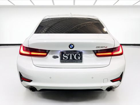 Used 2021 BMW 330e w/ Convenience Package image 5