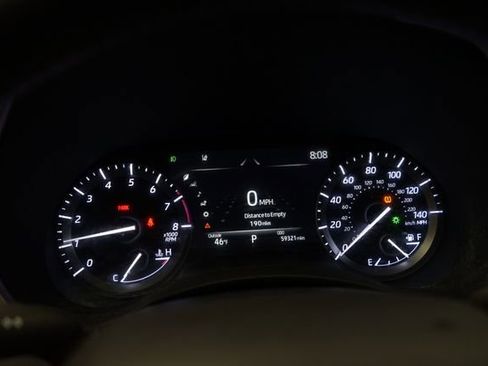 Used 2021 Toyota Highlander XLE image 20