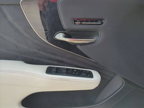 Used 2022 Lexus LS 500 w/ Interior Upgrade Package RWD image 11