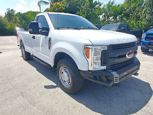 Used 2017 Ford F250 XL w/ Power Equipment Group RWD image 1