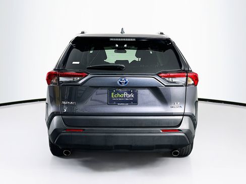 Used 2024 Toyota RAV4 LE image 7