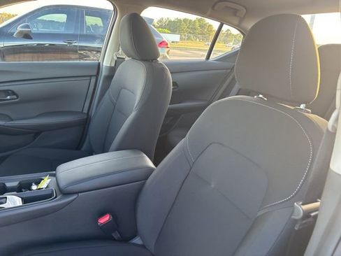 New 2025 Nissan Sentra S image 9