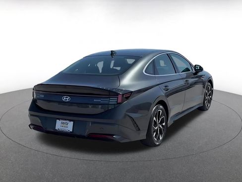 Used 2025 Hyundai Sonata SEL FWD image 14