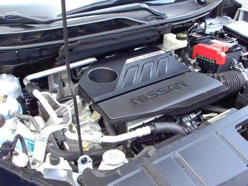 Used 2023 Nissan Rogue SL FWD image 30