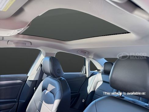 Used 2023 Volkswagen Jetta SE image 41