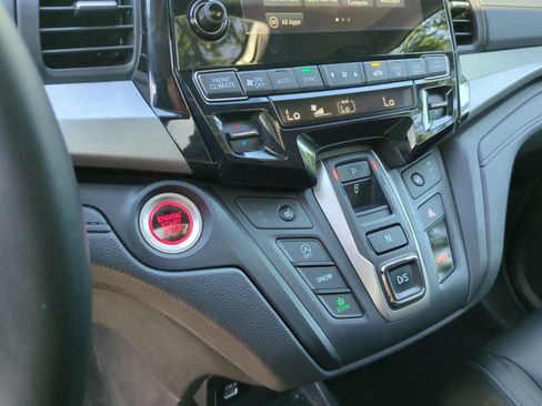 Certified 2024 Honda Odyssey EX-L image 16