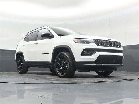 New 2026 Jeep Compass Latitude image 44