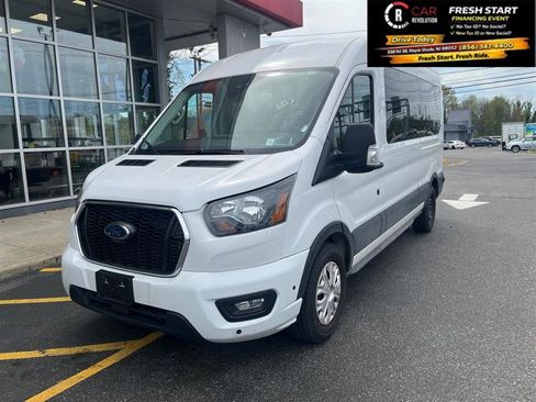 Used 2024 Ford Transit 350 XLT image 4