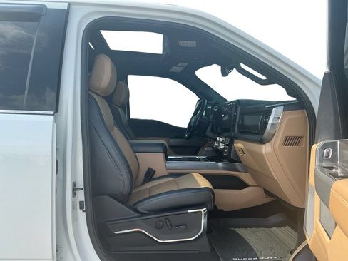 Used 2024 Ford F250 Lariat w/ Chrome Package AWD/4WD image 22