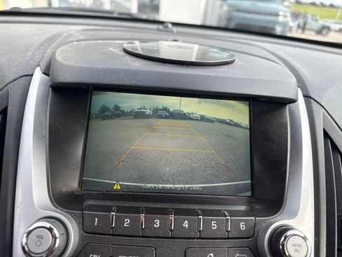 Used 2017 Chevrolet Equinox LS FWD image 13