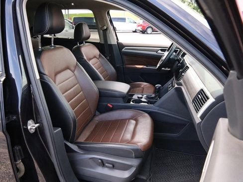 Used 2021 Volkswagen Atlas SEL Premium AWD/4WD image 31