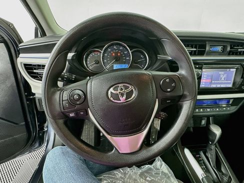 Used 2014 Toyota Corolla LE w/ Protection Package FWD image 11