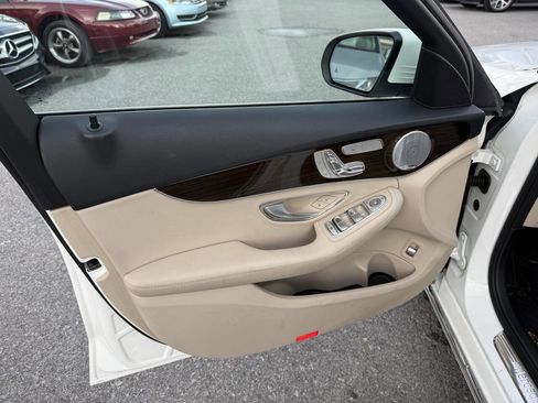 Used 2016 Mercedes-Benz C 300 4MATIC Sedan w/ Multimedia Package image 10
