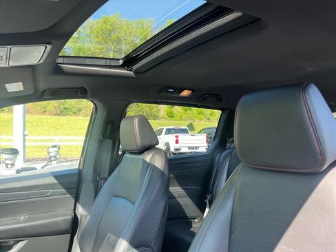 Used 2023 Honda Odyssey Sport image 10