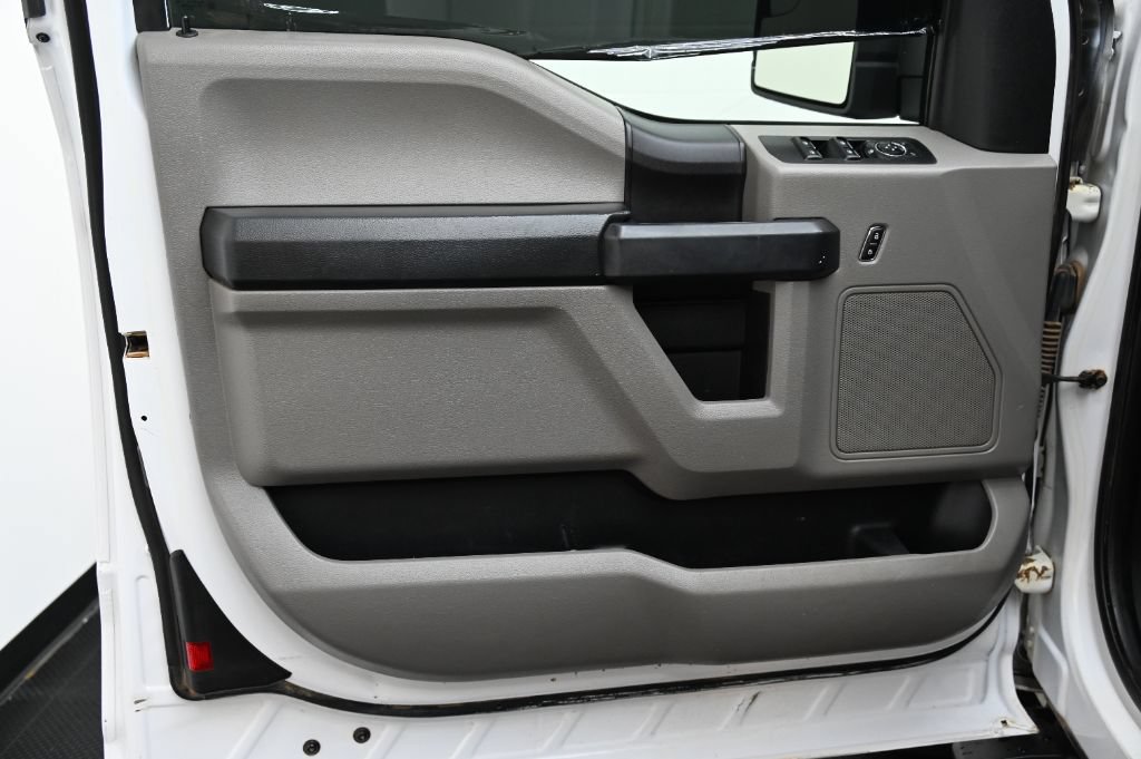 Used 2018 Ford F150 XL w/ Equipment Group 101A Mid AWD/4WD image 19