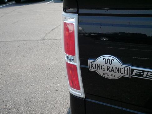 Used 2013 Ford F150 King Ranch w/ King Ranch Luxury Pkg AWD/4WD image 17